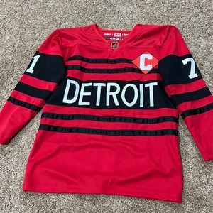 Detroit Red Wings reverse retro 2.0 jersey